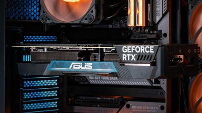 Asus Demos RTX 4070 GPU With No Power Connectors on BTF Motherboard