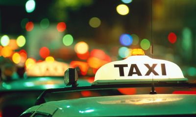 Taxi drivers to be fined $1,000 for refusing to turn on meters or declining fares in NSW