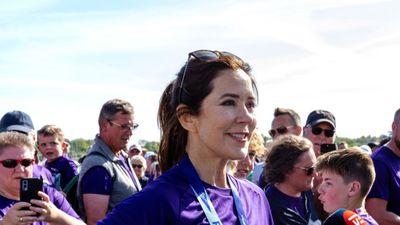 Princess Mary of Denmark wears stylish $160 running shoes and oversized sunglasses for exciting Royal Race