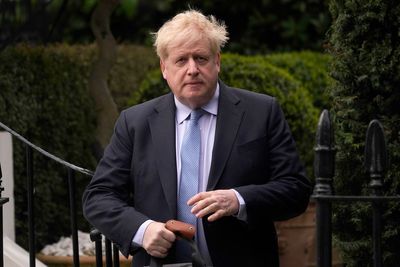 UK government fights demand to hand over Boris Johnson's messages to COVID-19 inquiry