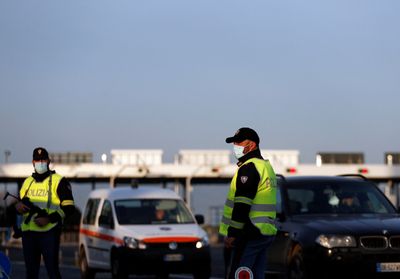 Italy police arrest 40 mafia suspects for drug smuggling via Chinese money brokers