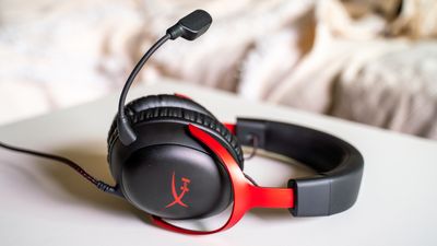 HyperX Cloud III review: best mic on a gaming headset