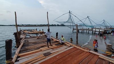 Renovation of Chinese nets begins