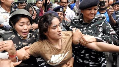 UWW condemns detention of wrestlers, threatens to ban WFI if polls not held in time