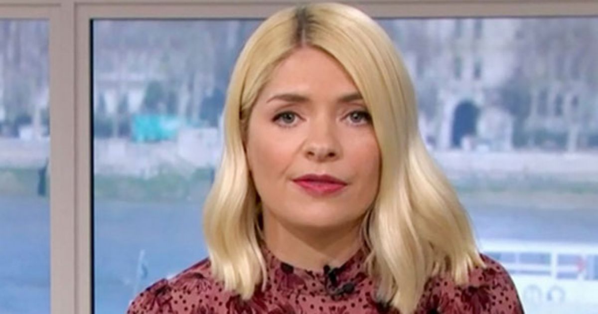 Holly Willoughby Labelled User Who Fakes Friendships 0957