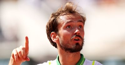 Daniil Medvedev tells French Open crowd to "shut up" as Russian is booed during shock loss