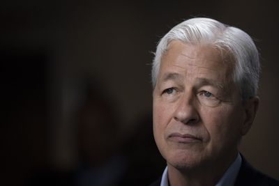 U.S. CEOs like Jamie Dimon and Elon Musk travel to China as Sino-American relations worsen