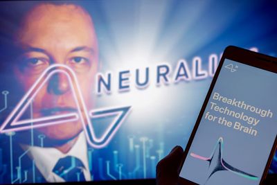 FDA greenlights Musk's Neuralink trials