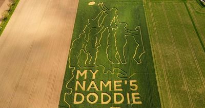 Scots farmer carves giant 1.5km Doddie Weir tribute into field