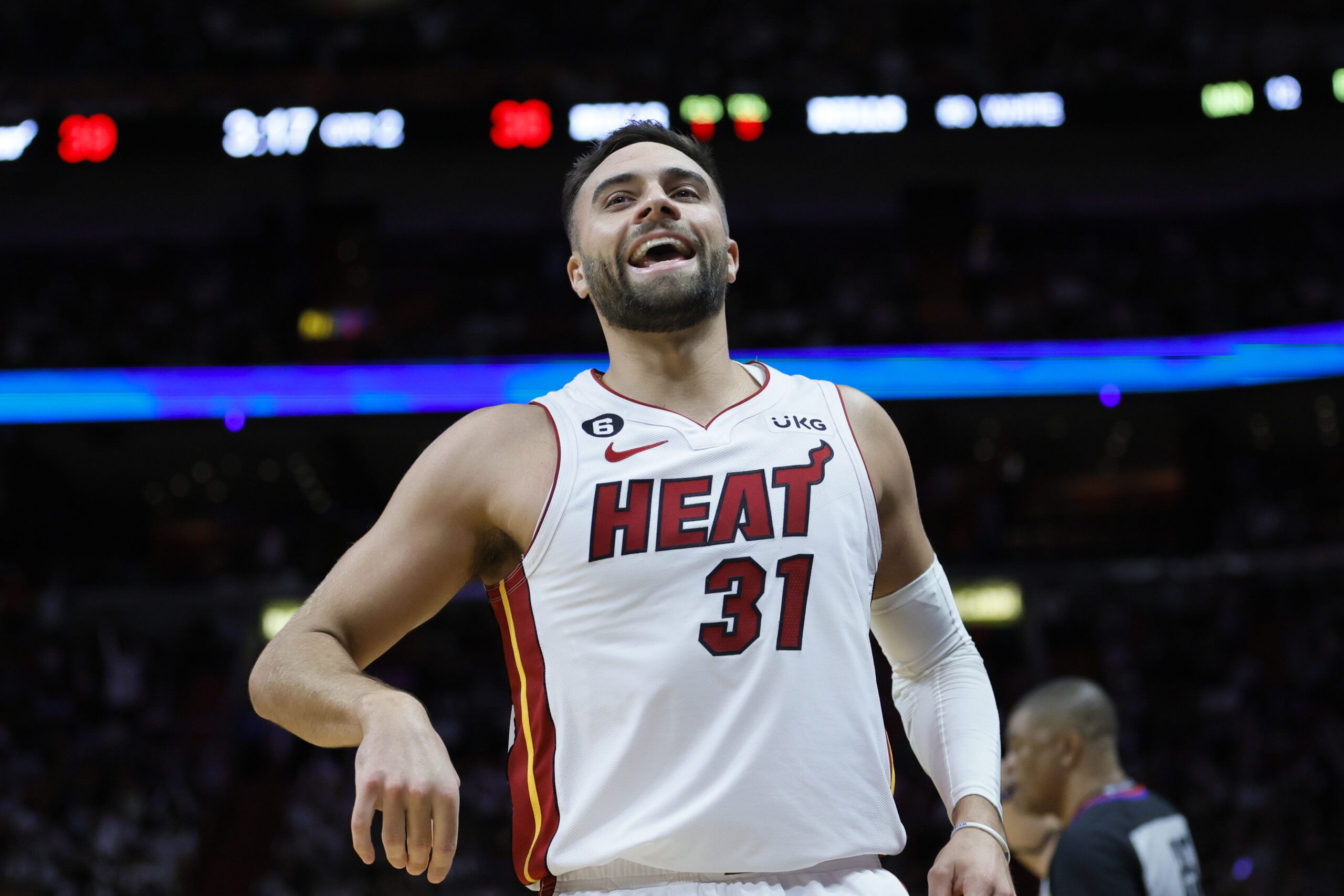 Max Strus grew up on Jimmy Butler, Derrick Rose-led…