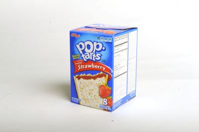 The Cheez-It Bowl is now the Pop-Tarts bowl, and college football fans want to see a Pop-Tart bath