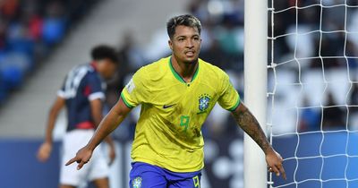 Manchester United 'interested' in Brazilian wonderkid Marcos Leonardo and more transfer rumours