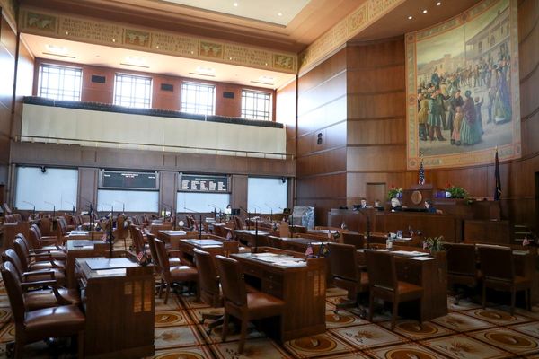 GOP walkout in Oregon Senate hits 4th week; uncertain if boycotters will be sanctioned