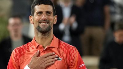 Djokovic brushes aside Fucsovics to reach third round at French Open