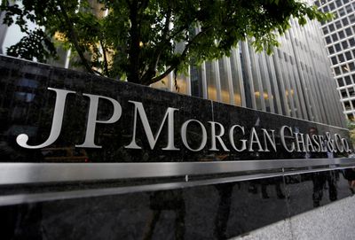Ex-JPMorgan executive wrote Epstein 'should not be a client' in 2011 email -deposition