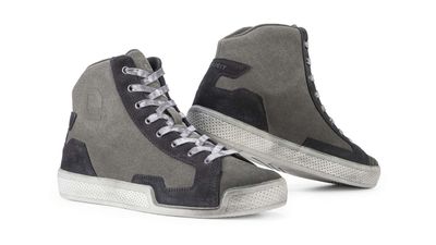 Eleveit Keeps You Cool And Comfy With The New Antibes Air Canvas Sneakers