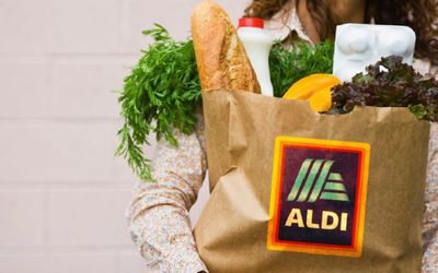 Aldi stops selling reusable plastic bags in push towards paper