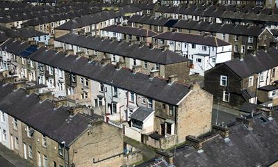 UK mortgage lending hits record low in sign of housing market stress