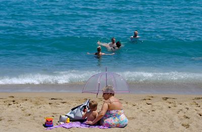 Spain expects more summer tourists than before pandemic