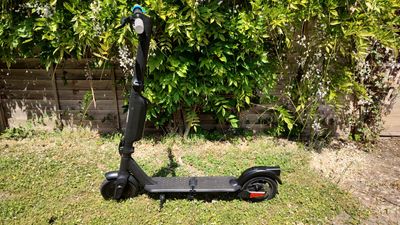 Riley Scooters RS3 e-scooter review: Complex but cool