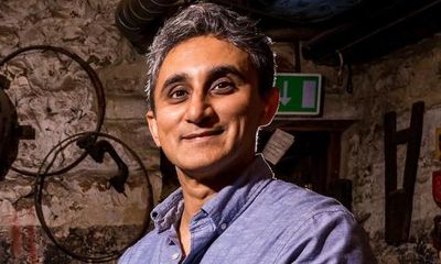 Vaseem Khan becomes first person of colour to chair Crime Writers’ Association