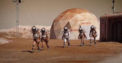 Zany new trailer for Fox's 'Stars on Mars' reality show counts us down to launch (video)