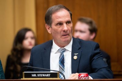 Utah Rep. Chris Stewart eyes September exit - Roll Call