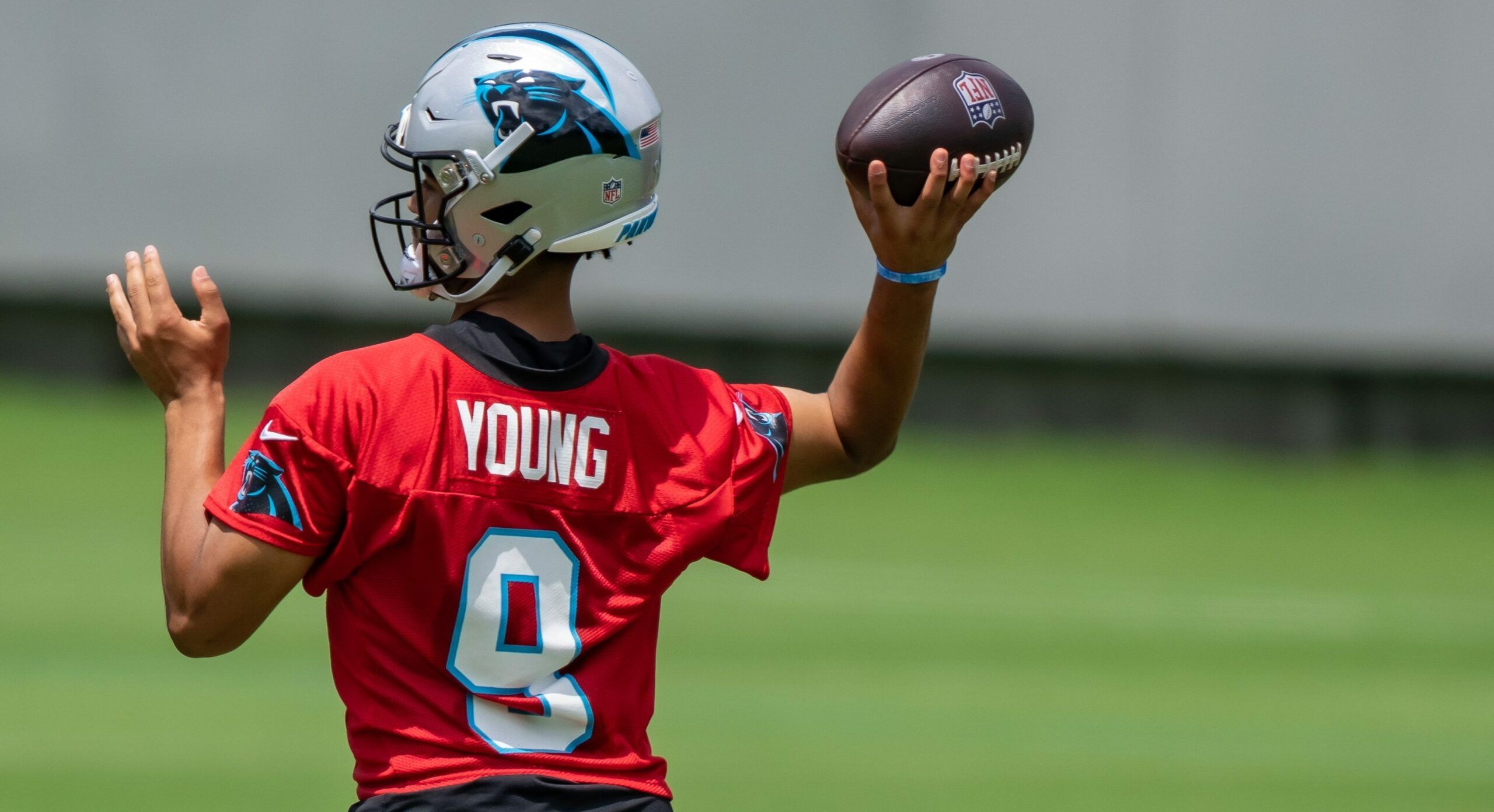 Panthers QB Bryce Young Impresses With Sharp Throwing…