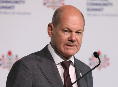 Germany's Scholz: Ukraine security guarantees need to be different from Nato member status