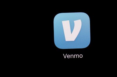 Money stored in Venmo, other payment apps could be vulnerable, financial watchdog warns.