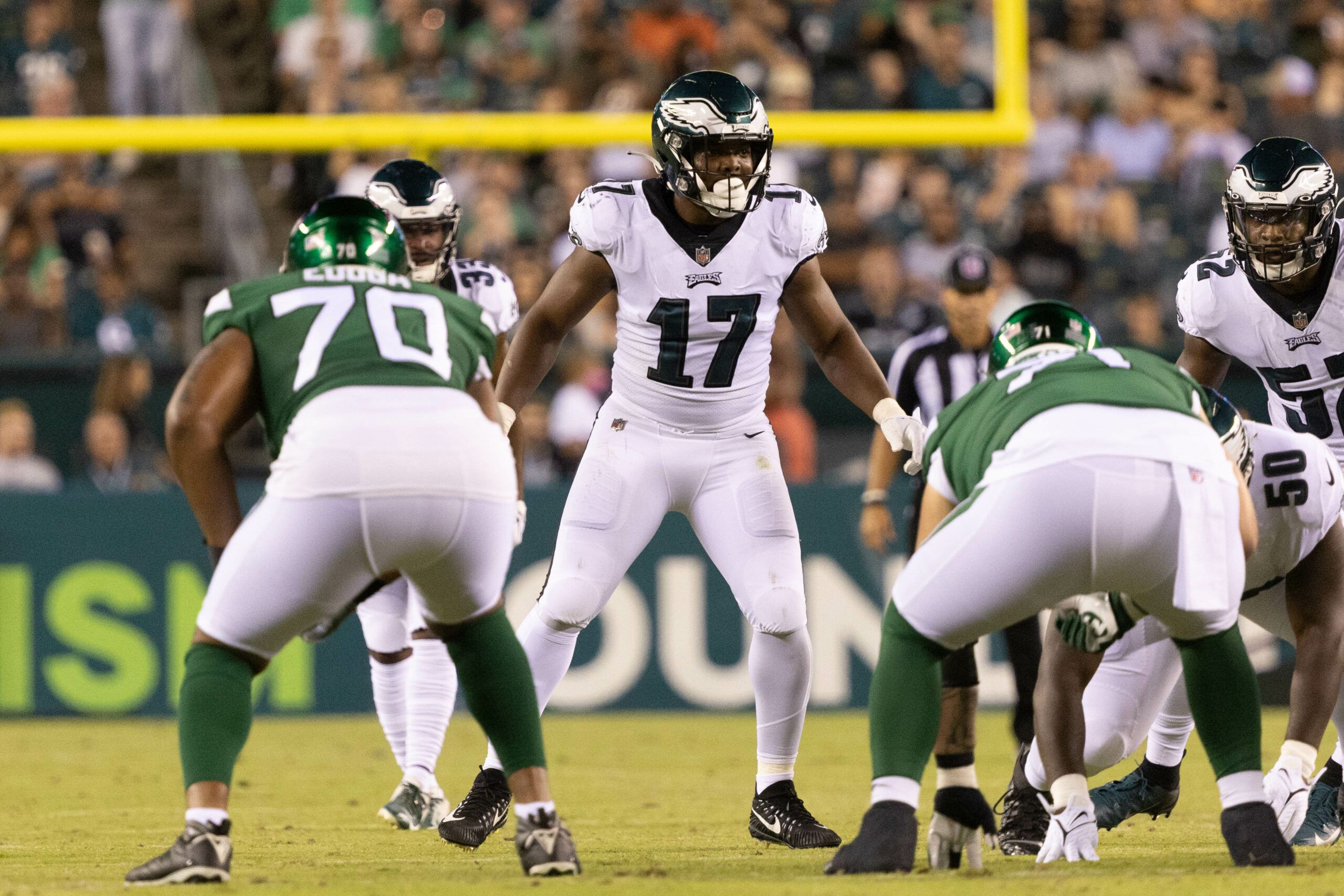 Eagles’ linebacker Nakobe Dean takes on new defensive…