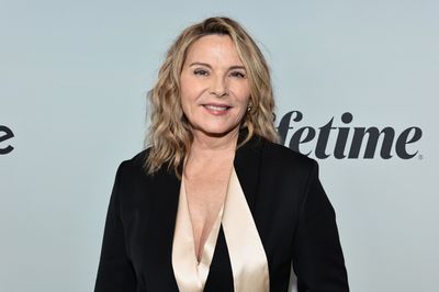 And just like that, Kim Cattrall will appear in the 'Sex and the City' spin-off