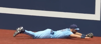 Kevin Kiermaier ran at a Tyreek Hill-esque speed to make a sensational catch and MLB fans were in awe