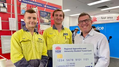 Regional trainee, apprentice travel pass under review after Labor finds $250 card comes with $900 price tag