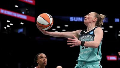 Courtney Vandersloot’s return to Chicago begs question: What would it have taken for her to stay?