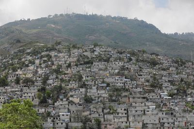 Haiti rights group decries 'inhumane' conditions in police jails