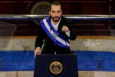 El Salvador president pledges white-collar prison in 'war' on corruption