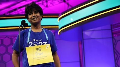 Florida teen wins Scripps National Spelling Bee with "psammophile"