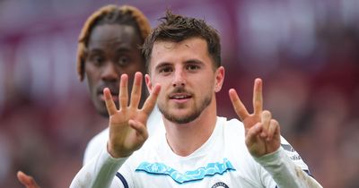 Liverpool told how to hijack dream Man Utd transfer as Chelsea outline Mason Mount disparity