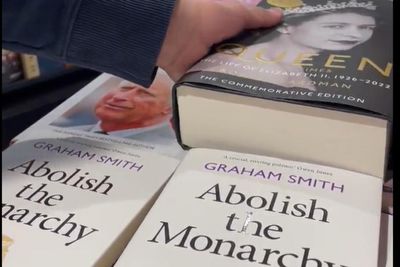 Republic CEO's 'Abolish the Monarchy' book covered up by royalists
