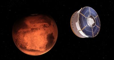 ESEA Mars footage LIVE - Red Planet streamed for first time in human history