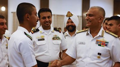Navy Chief interacts with Saudi Arabia Navy cadets