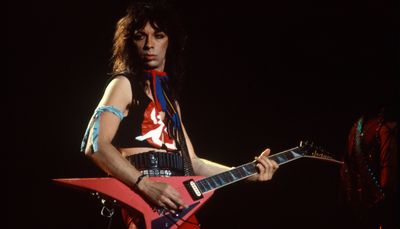 Vinnie Vincent's 10 most explosive solos