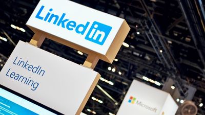 Microsoft expects to pay $425 million fine for LinkedIn privacy violations