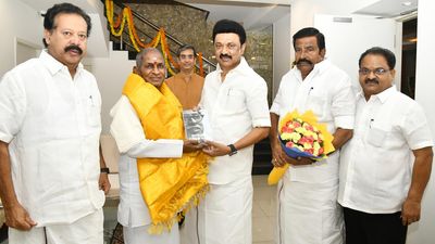 Stalin calls on Ilaiyaraaja, greets him on his birthday
