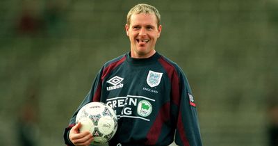 Ex-England star opens up on rooming with Paul Gascoigne - "f****** wrong decision"