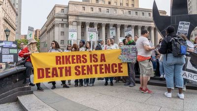 Under Scrutiny for New Deaths, Rikers Officials Shut Down Communication