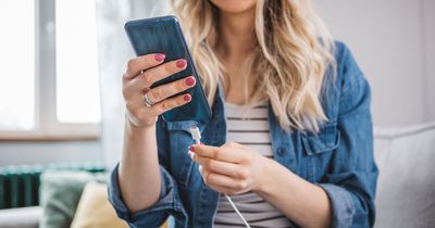 One common mistake we make that wrecks phone batteries - and how you can stop it