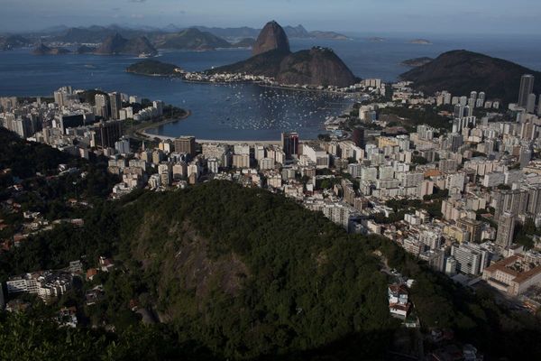 Brazil's prosecutors block zipline construction at Rio's touristic Sugarloaf Mountain