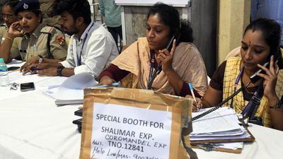 Odisha train accident | 250 stranded passengers on board special train from Bhadrak to Chennai